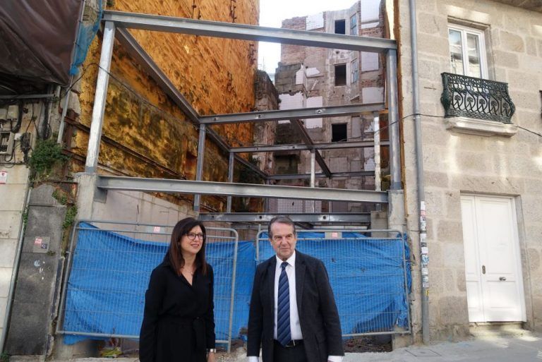El gobierno local otorga dos nuevas licencias de rehabilitación en el Casco Vello