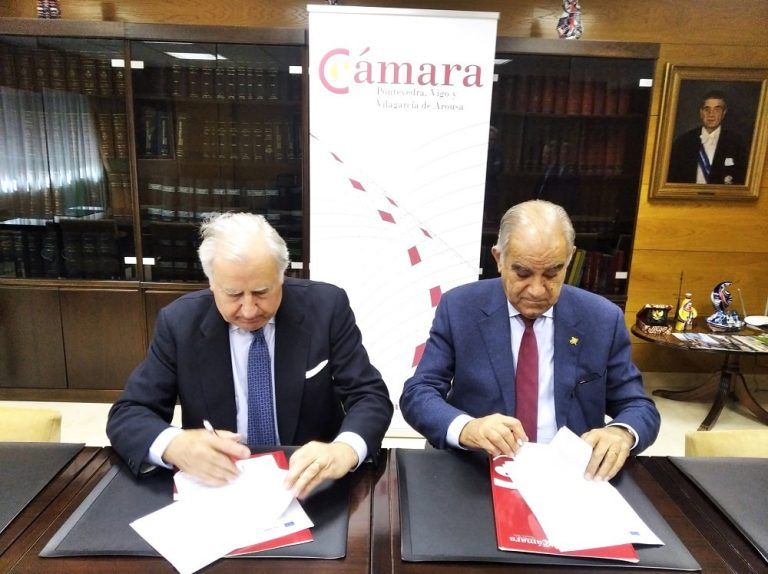 El Consejo Regulador Rías Baixas y la Cámara de Comercio de Pontevedra, Vigo y Vilagarcía de Arousa firmaron hoy un convenios de promoción internacional