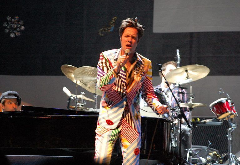 Rufus Wainwright visita hoy Vigo para presentar su último trabajo nominado a los Grammy