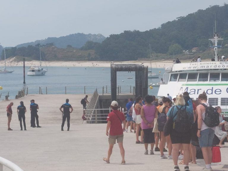 Cuatro personas evacuadas de las Islas Cíes en un mismo fin de semana por accidentes o indisposiciones