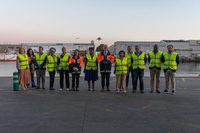 Vigo muestra a la ministra de Pesca de Mozambique las últimas tecnologías y equipaciones con los que cuentan sus lonjas