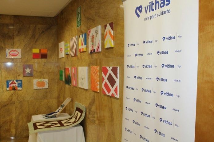 Exposición Irenea Vithas Vigo Personas que se superan día a día-min