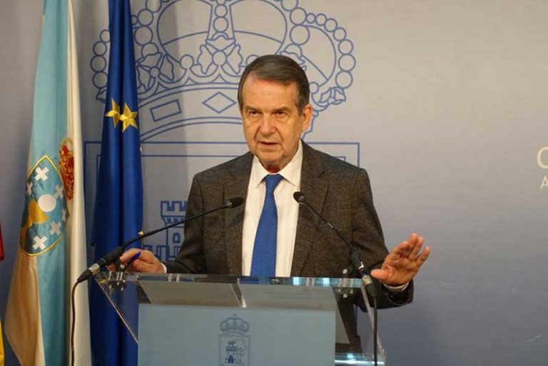O Concello amplía en 100 prazas o servizo de teleasistencia
