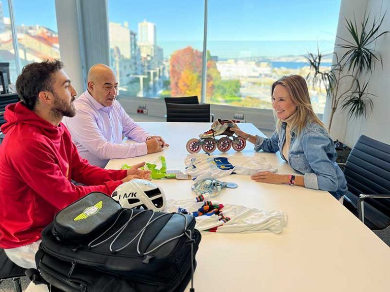 Fernández-Tapias recibe al triple mundialista del FSV Vigo Chevy Guzmán a su regreso de Argentina