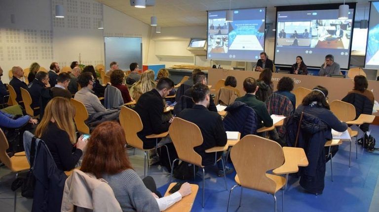 As universidades galegas debaten en Vigo sobre o impacto da reforma laboral e da nova Lei da Ciencia na I+D