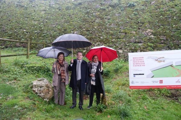O Concello inicia as obras de musealización da fortaleza de O Castro
