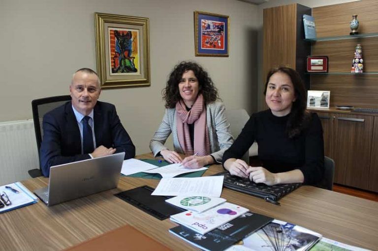 Vinea dará asistencia jurídica gratuita a asociados de la CEP