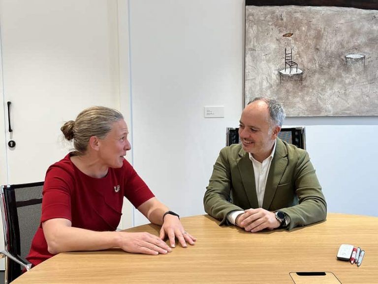 Zona Franca ofrece a la Agencia Europea de Control de la Pesca colaborar para hacer estudios del sector