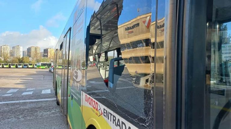 Vitrasa denuncia dous ataques a autobuses