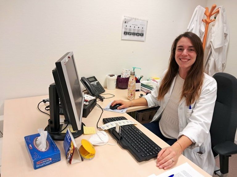 Una tese de doutoramento destaca a importancia dos aspectos psicosociais na supervivencia dos pacientes con cirrose hepática