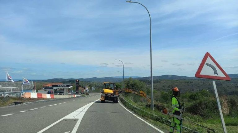 La Xunta comenzará esta semana actuaciones de limpieza y acondicionamiento en tres carreteras autonómicas a su paso por Vigo y Santa Comba