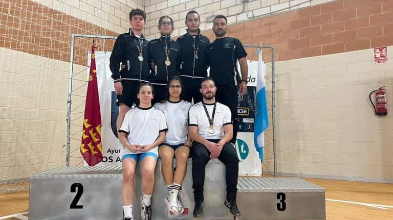 Los deportistas de la UVigo conquistan siete medallas en el CEU en lucha olímpica, halterofilia y atletismo