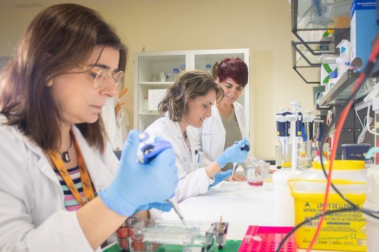 O Biobanco do IIS Galicia Sur aumenta os seus recursos de investigación ata 40.000 mostras de material biolóxico