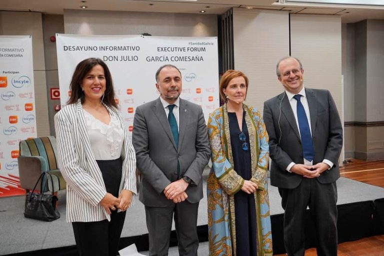 Comesaña exalta el trabajo de los profesionales del Sergas y de la Consellería de Sanidade que sitúan a Galicia en la vanguardia de la salud