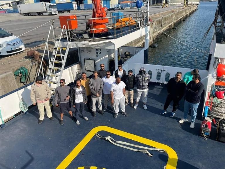 La Xunta forma un grupo de la Guardia Nacional de Dubai en materia de rescate y lucha contra la contaminación en el mar