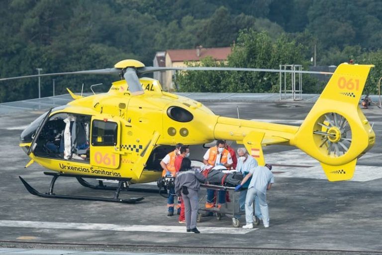 El 061 de Galicia asistió a 105 personas por 83 accidentes de tráfico durante el puente de Todos Los Santos
