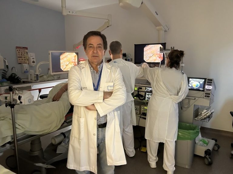 O Álvaro Cunqueiro contará cunha nova unidade de intervencionismo e endoscopia avanzada do aparello dixestivo