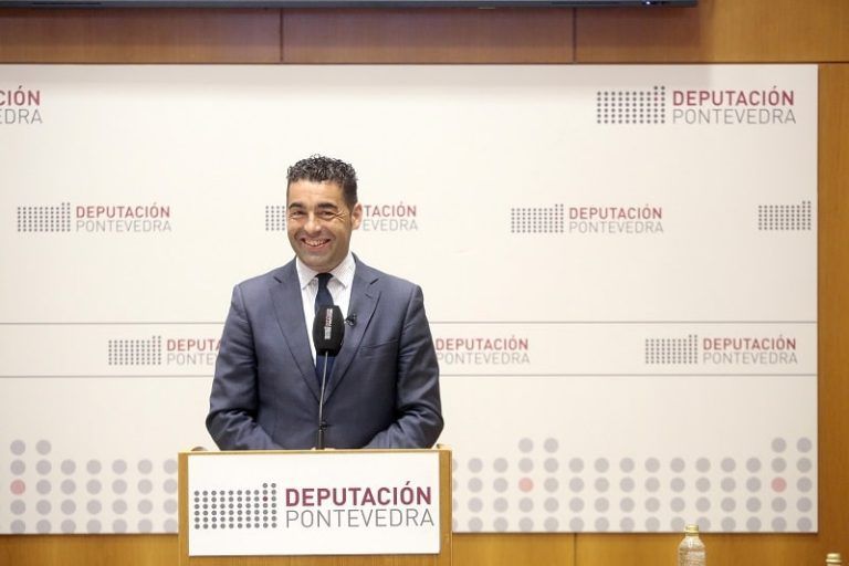 Luis López presenta o novo goberno da Deputación “que se asemella ao que somos e queremos ser como provincia”
