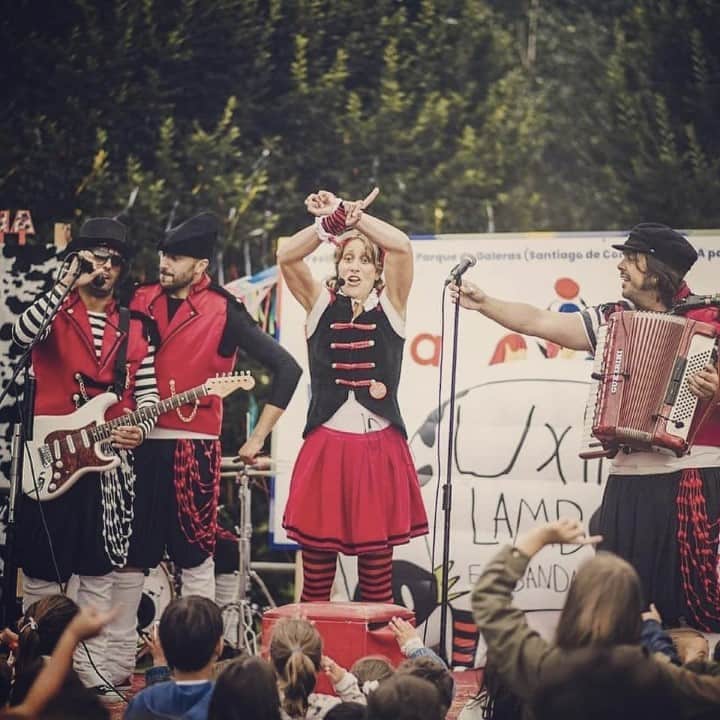 Uxía Lambona e a Banda Molona chegan este martes ás Festas do Cristo de Cangas do Morrazo da man da Deputación