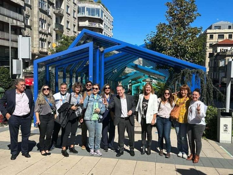 Abel Caballero mostra os proxectos do Vigo Vertical a alcaldes e técnicos de Brasil e Italia