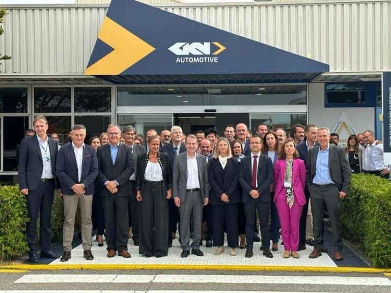 Abel Caballero loa o “prestixio tecnolóxico” de GKN nos seu 50 anos de traxectoria en Vigo