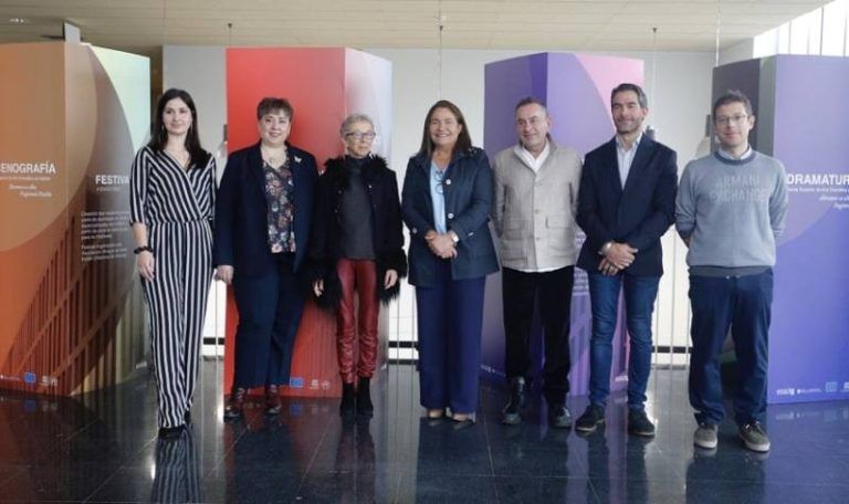 A delegada territorial da Xunta participa nos actos de apertura do curso académico 2023-24 da Escola Superior de Arte Dramático de Galicia (ESAD)
