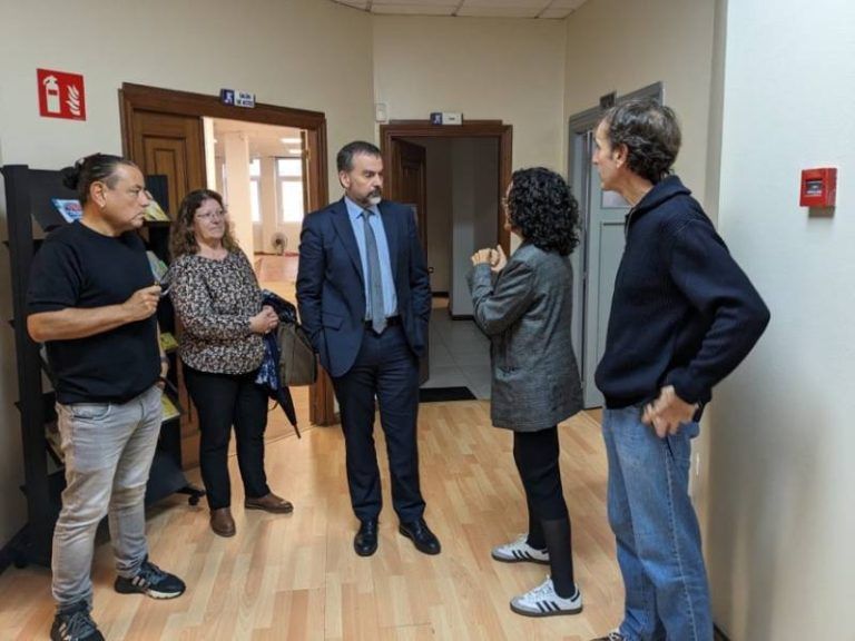 Director Xeral de Asistencia Sanitaria supervisa os servizos que o SERGAS ofrece nas vivendas de acollida da asociación Érguete de Vigo