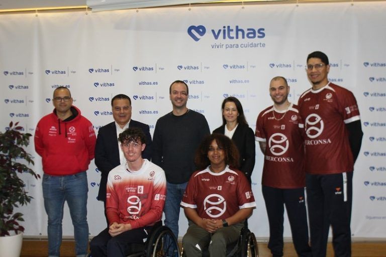 Vithas Vigo y el Iberconsa Amfiv conmemoran 9 años de colaboración