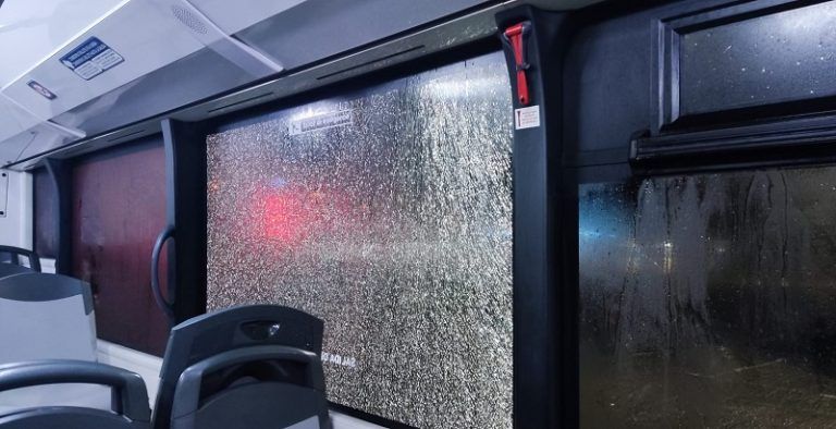 Vitrasa denuncia dos nuevos ataques a sus autobuses