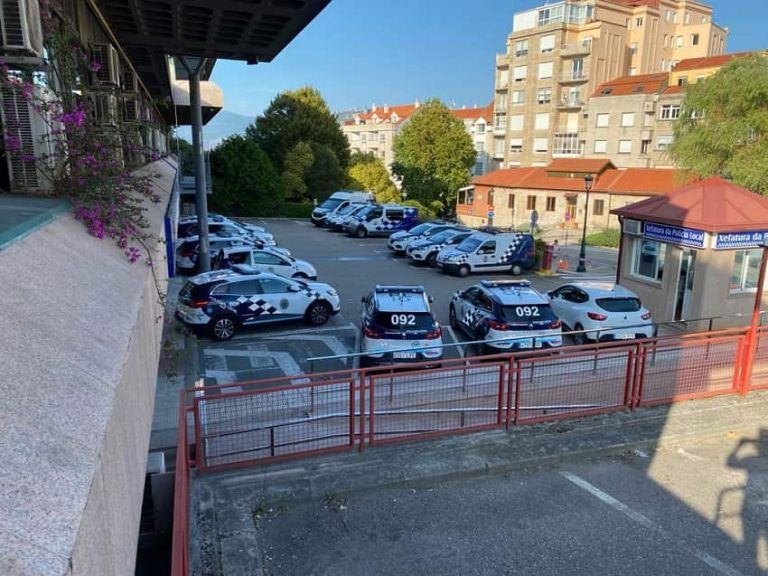 Detenidos en Vigo tras intentar robar material de fontanería y causar daños en una vivienda