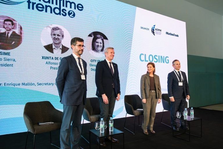 Rueda compromete el apoyo del Gobierno gallego al sector del metal para potenciar su crecimiento y diversificación con actividades como la eólica marina