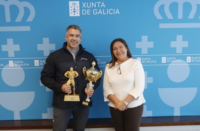Ana Ortiz felicita a Carlos Remeseiro por su título nacional de culturismo y el tercero puesto en el mundial