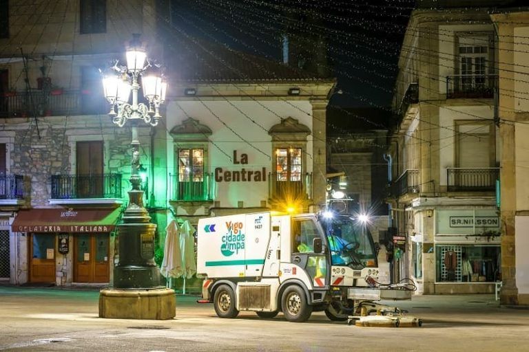 Vigo activa un operativo especial de limpeza de Nadal