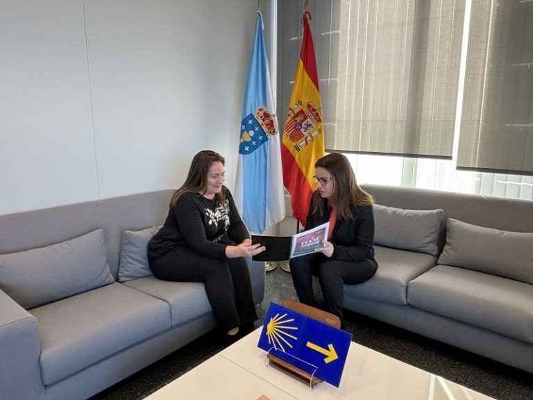 La delegada de la Xunta recibe a la directora de Vigo Porté, que ya prepara una nueva edición del festival de la danza