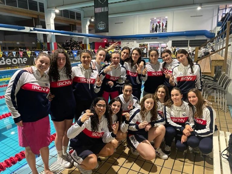 El Real Club Náutico revalida su título gallego absoluto femenino de invierno para cerrar la cita de Lugo con cuatro títulos y veintiún podios