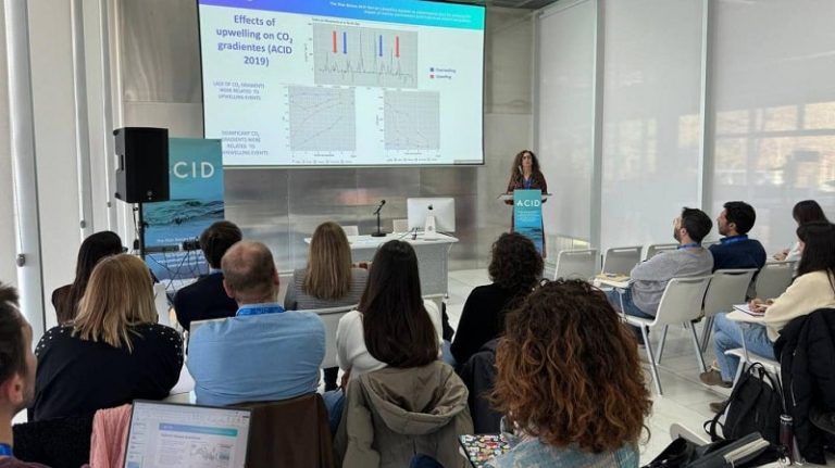 Investigadoras do CIM empregarán as Rías Baixas como laboratorio natural para estudar a acidificación costeira