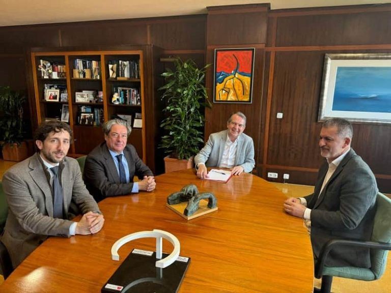 Concello e Conxemar avanzan na colaboración para a cesión dun espazo no Mercado do Berbés