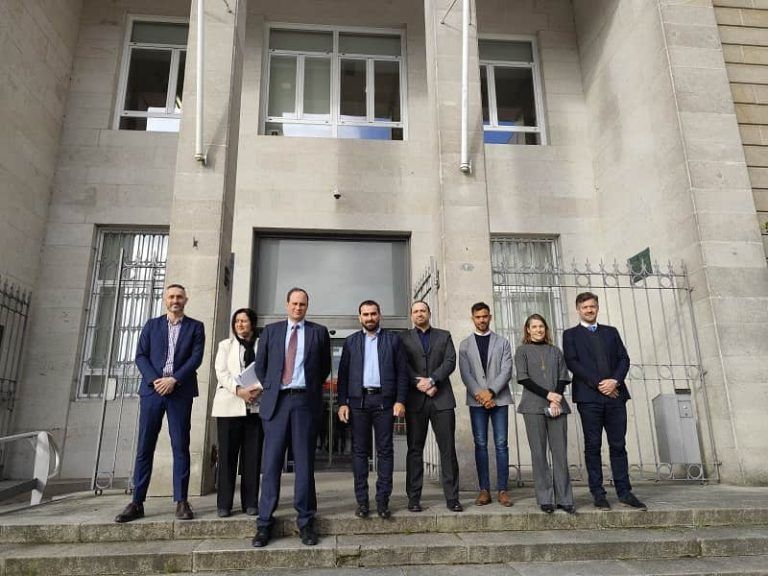 Los puertos de Vigo y Rawson (Argentina) exploran una posible asociación estratégica