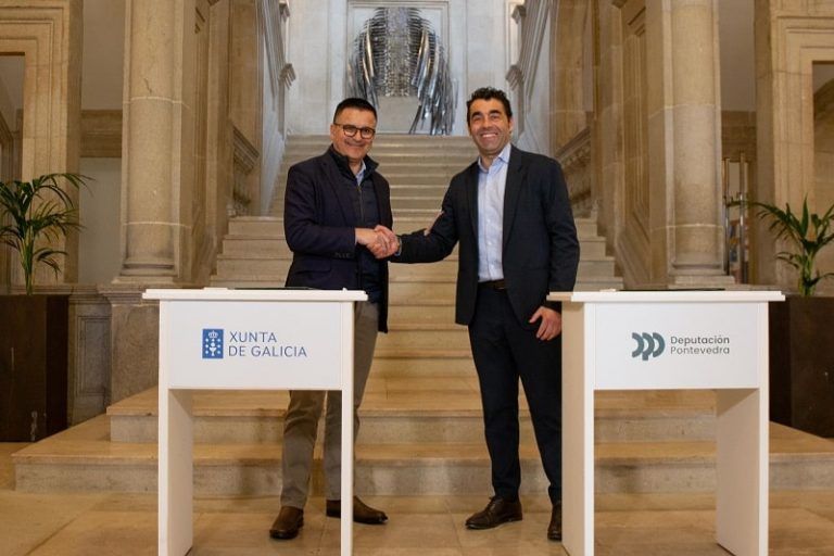 Luis López asina co conselleiro de Medio Rural, José González, un protocolo de colaboración para a prevención de incendios forestais por valor de 600.000 euros