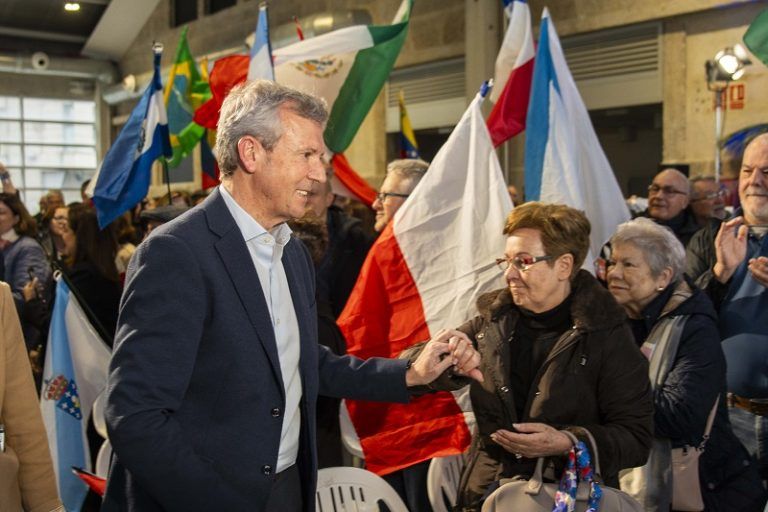 Alfonso Rueda aposta polo retorno dos galegos na diáspora ofrecendo novas axudas para os estudos universitarios e sanidade pública gratuíta