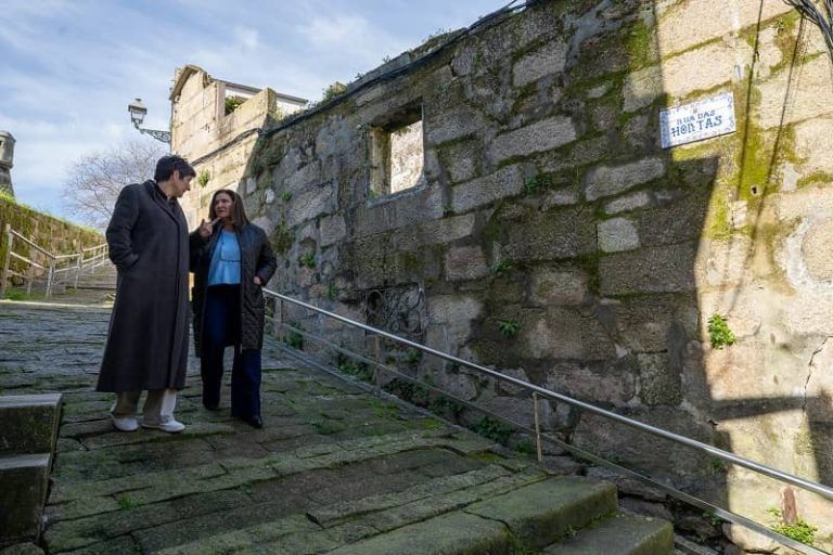 Ana Ortiz anuncia una nueva rehabilitación en el Casco Vello de Vigo para ofertar vivienda de promoción autonómica con una inversión de más de 700.000 €