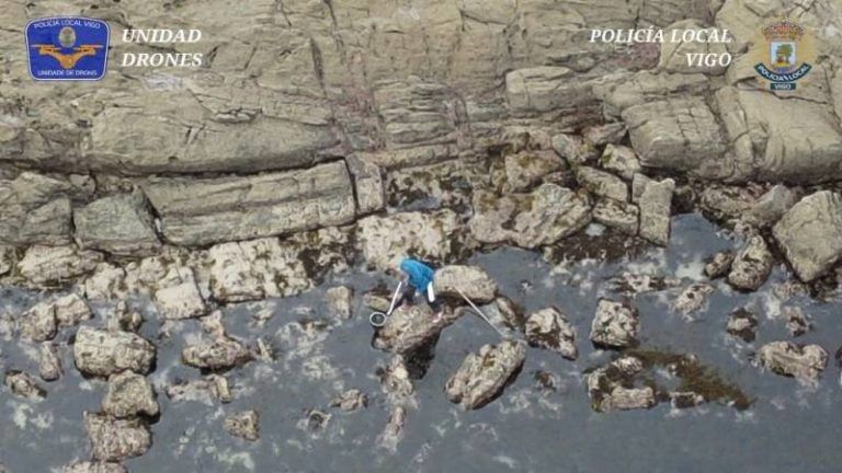Interceptado un furtivo en la playa de A Fontaiña gracias al servicio de drone de la Policía Local de Vigo