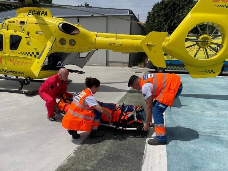 El 061 de Galicia asistió a 51 personas por 39 accidentes de tráfico durante el fin de semana