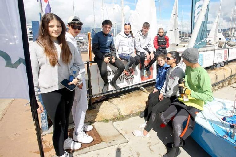 Por segundo día consecutivo la flota inscrita en el 60º Campeonato de España de Vaurien, Copa Deputación, se quedó en tierra