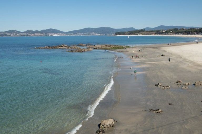 Galicia tendrá este año 114 playas con bandera azul, la tercera comunidad autónoma con más galardones