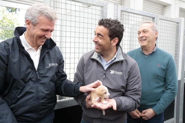 Luis López destaca as 170 adopcións e o coidado de 288 cans no que vai de ano como mostra de que o CAAN é un centro de referencia en benestar animal na provincia