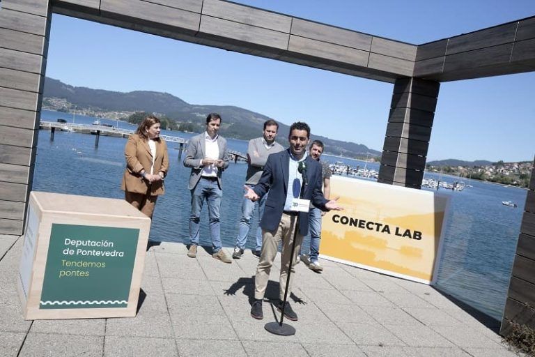 Luis López sinala que o compromiso da Deputación cos creadores do Conecta Lab é un apoio a “embaixadores da provincia”