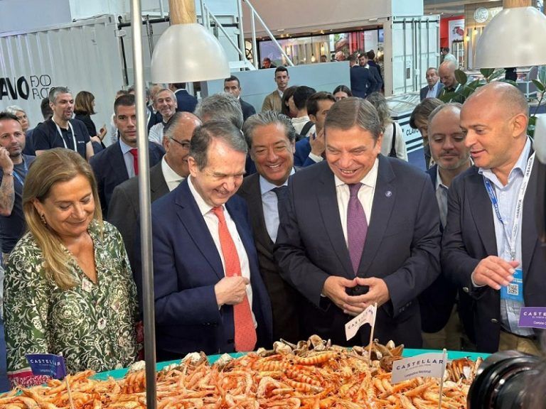 Caballero celebra o PERTE Mar-Industria: “Vigo ten empresas que xogan un papel importante”
