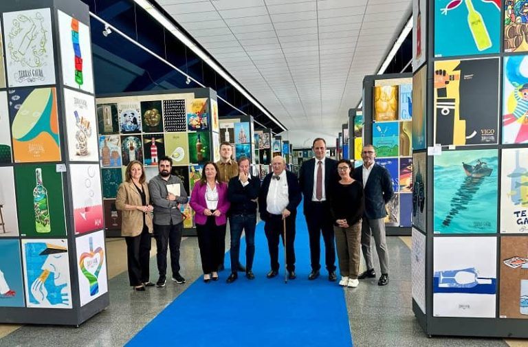 Luisa Sánchez remarca a aposta da Deputación pola Bienal Internacional de Cartelismo-Concurso Francisco Mantecón, coa que colabora por primeira vez cunha aportación económica de 9.000 €