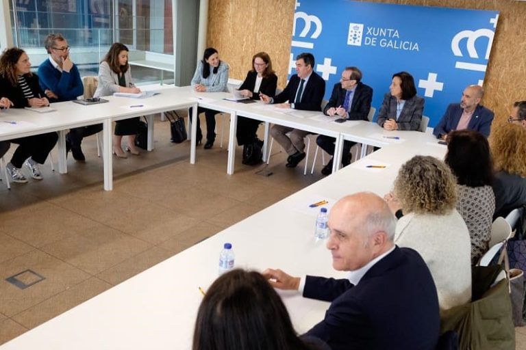Román Rodríguez destaca el compromiso de la Xunta con la Red de Investigación Universitaria de Excelencia, cuya financiación se incrementa en un 31%